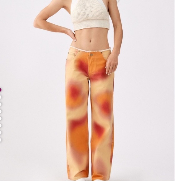 Urban Outfitters Denim - Milk It Coyote Cutoff-Waist Jean women’s size 32